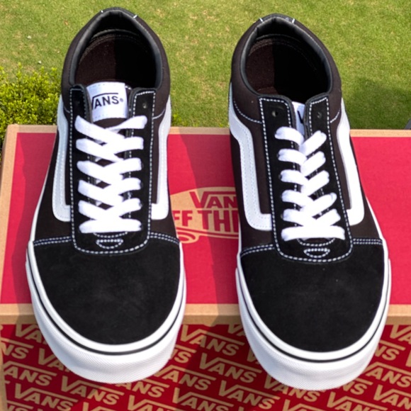 NEW Vans Ward Casual Sneakers Black White Retro Suede Canvas Mens 10 | 10.5 | 11 - Picture 4 of 8